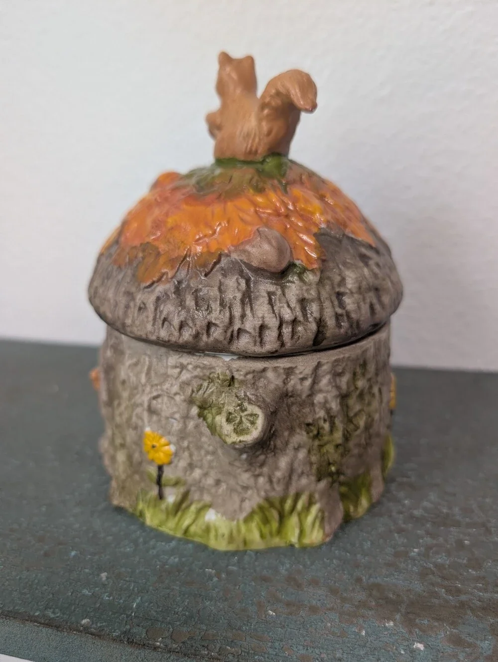 Vintage Ceramic Squirrel NUT HOUSE Candy Nut Canister Jar Tree House CottageCore
